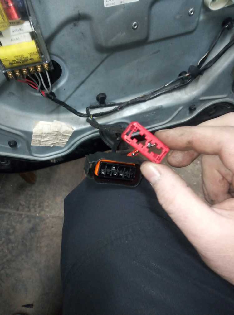 Обзор назначения устройства управления замками