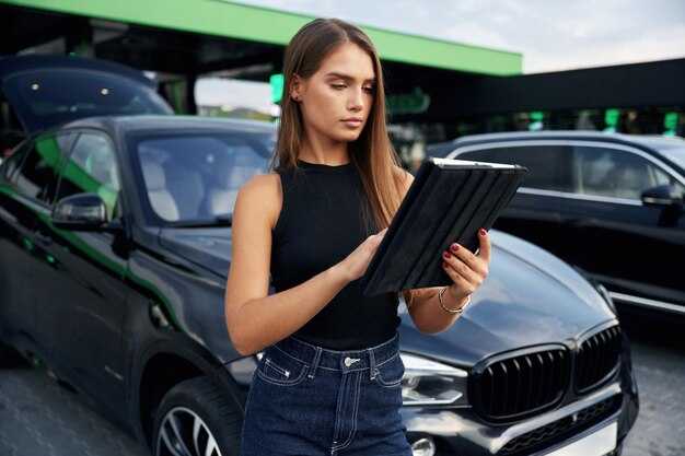 Электрификация: выбор между гибридом и полностью электрическим авто