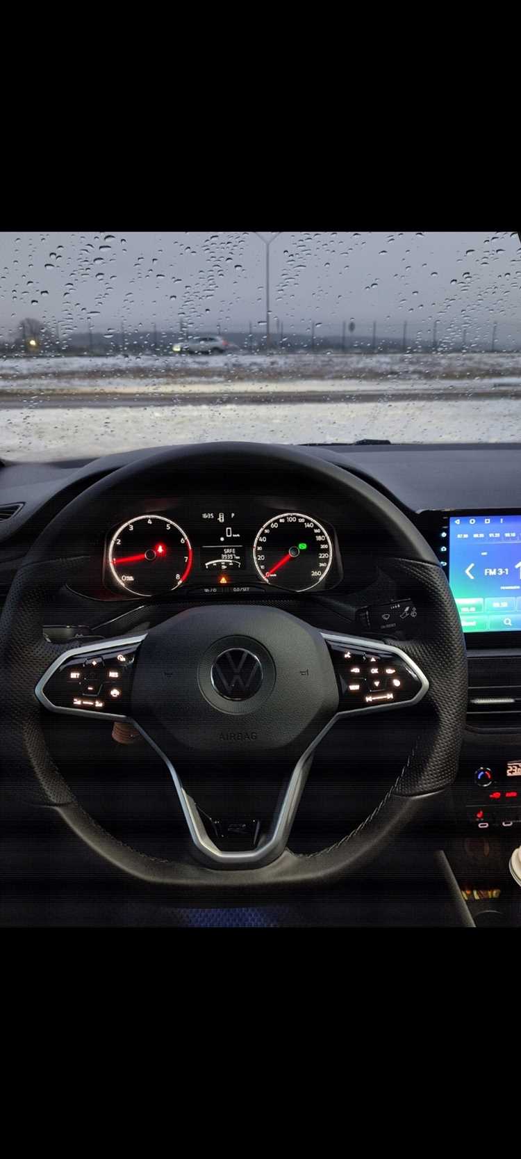 Советы по уходу за рулем автомобиля VW