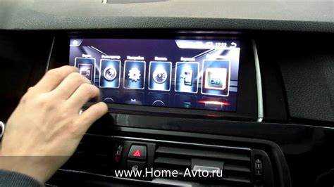 Процесс смены дисплея на автомобиле